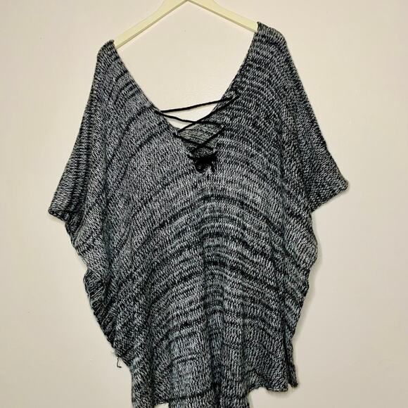 Gray Poncho One Size Fits Most Plus Size White Black - Picture 3 of 5